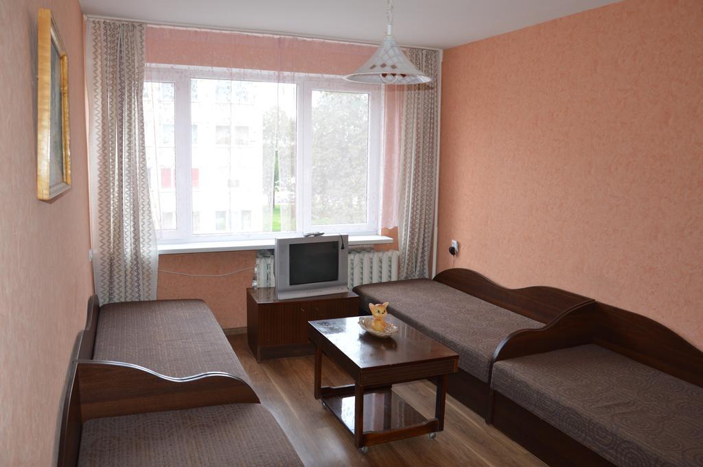 Chernobyl Type Rooms In A Block Flat House Šiauliai Quarto foto
