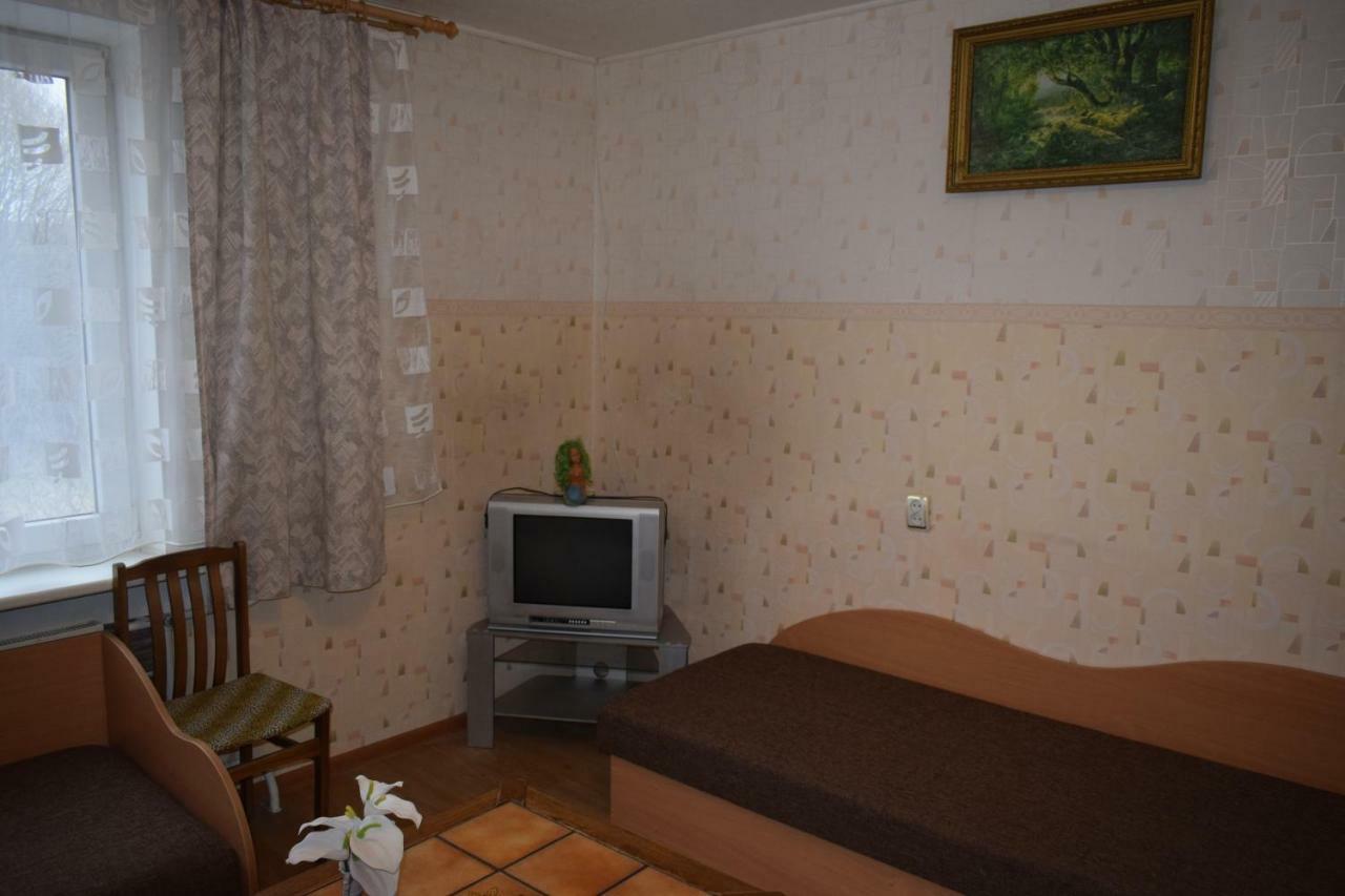 Chernobyl Type Rooms In A Block Flat House Šiauliai Exterior foto