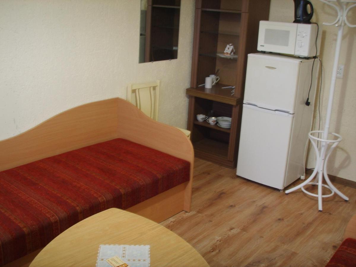 Chernobyl Type Rooms In A Block Flat House Šiauliai Exterior foto